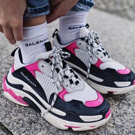 fake balenciaga shoes vs real|balenciaga shoes counterfeit.